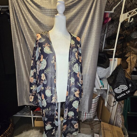 Tropical kimono - Picture 3 of 7